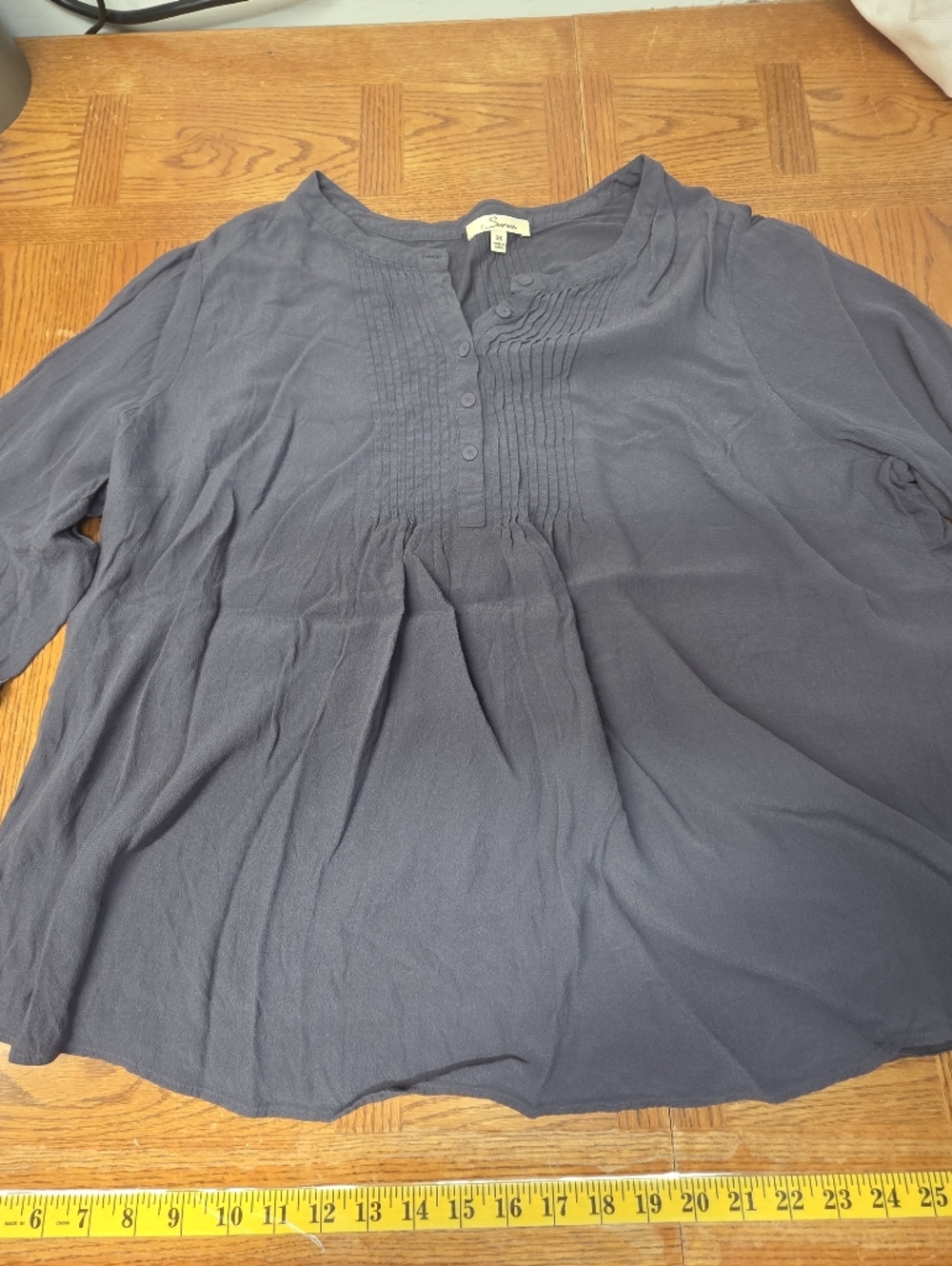 Serein Gray Long Sleeve Blouse 1/2 Button Down